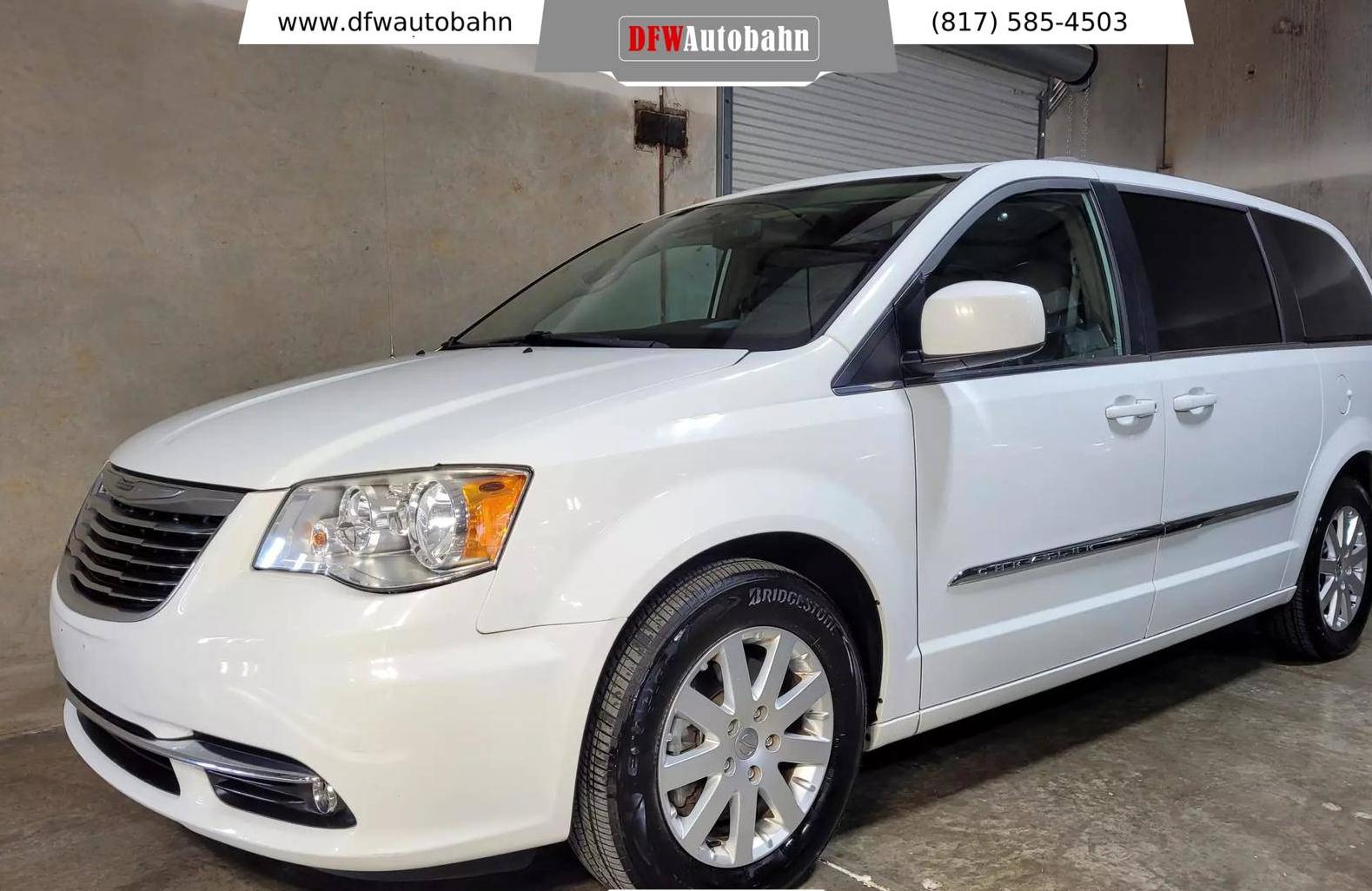 CHRYSLER TOWN AND COUNTRY 2014 2C4RC1BG1ER433774 image